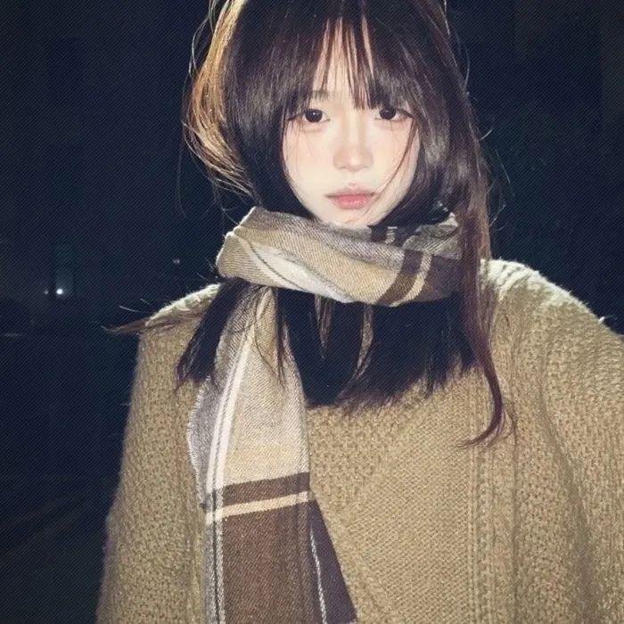 千万别抬头 封面